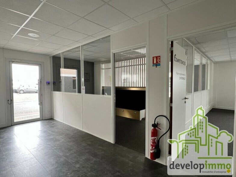 Bureau dans Mondeville à louer - Photo intérieure – Image 3 sur 14