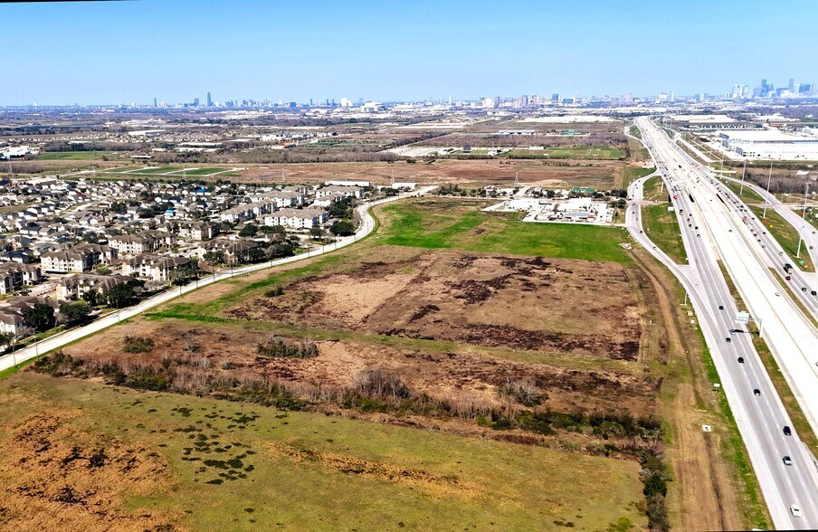 West Orem Drive, Houston, TX à vendre - Aérien – Image 3 sur 6