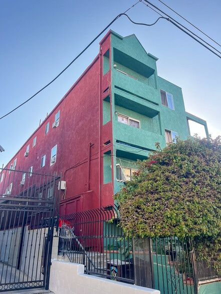 1811 W 5th St, Los Angeles, CA à vendre - Photo de l’immeuble – Image 3 sur 14