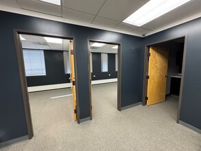 7200 E Hampden Ave, Denver, CO à louer Photo intérieure– Image 2 sur 6