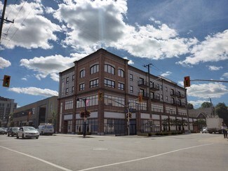 Plus de détails pour 852 Bank St, Ottawa, ON - Local commercial à louer