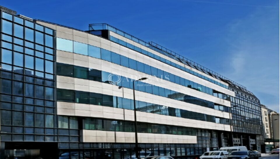 16 Rue Victor Hugo, Levallois-Perret à louer Photo de l’immeuble– Image 1 sur 9