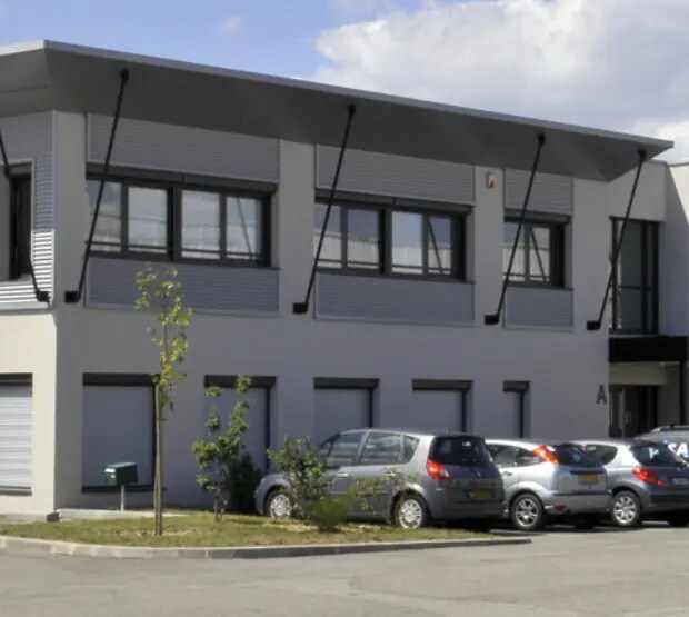 Plus de détails pour 119 Route D'Heyrieux, Saint-Priest - Bureau à louer