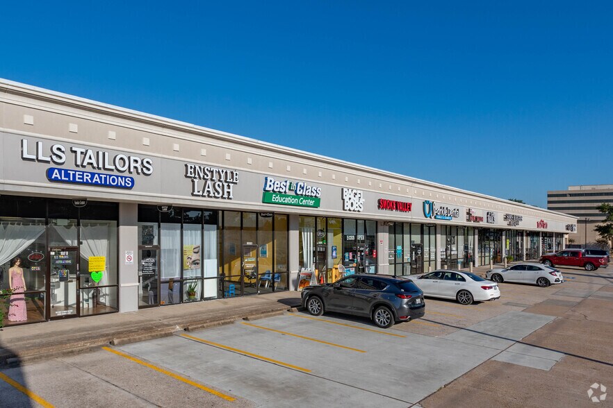1001-1025 Dairy Ashford Rd, Houston, TX à louer - Photo de l’immeuble – Image 3 sur 9