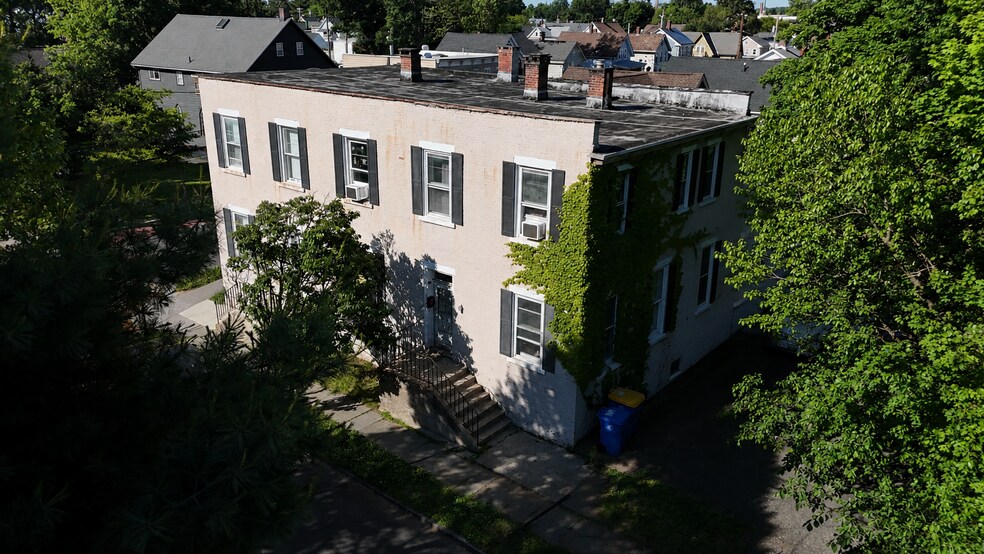86-90 Pine St, Kingston, NY à vendre - Photo de l’immeuble – Image 3 sur 8