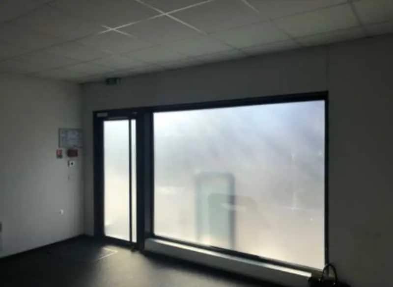 Bureau dans Tremblay-en-France à louer - Photo de l’immeuble – Image 2 sur 6