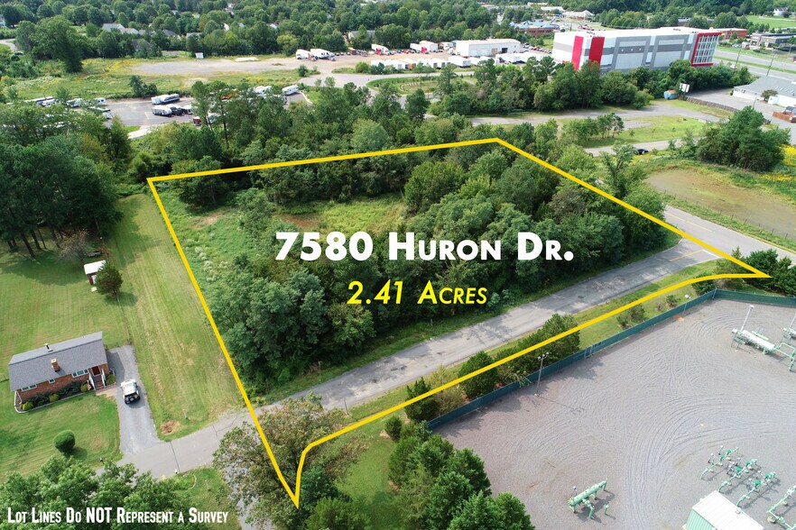 7580 Huron Dr, Gainesville, VA à vendre - Photo de l’immeuble – Image 3 sur 14