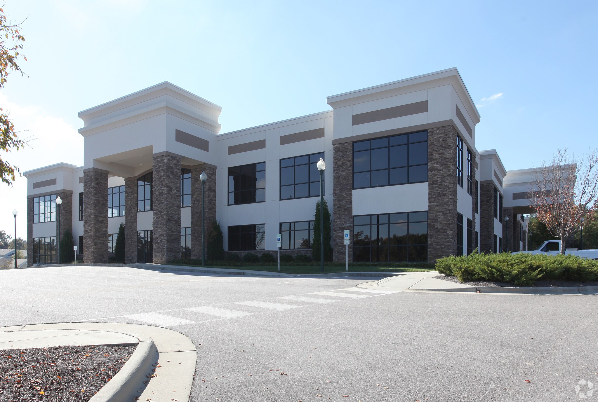 3150 Rogers Rd, Wake Forest, NC à vendre Photo principale– Image 1 sur 10