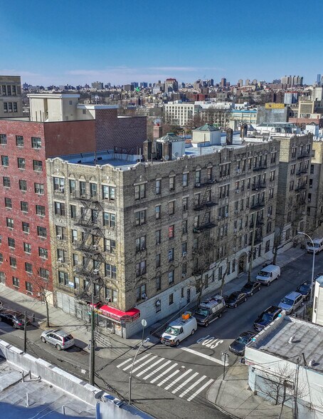 620 E 178th St, Bronx, NY à vendre - Photo de l’immeuble – Image 1 sur 10
