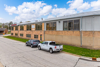 Plus de détails pour 920 Cedar Ave, St Charles, IL - Industriel/Logistique à louer