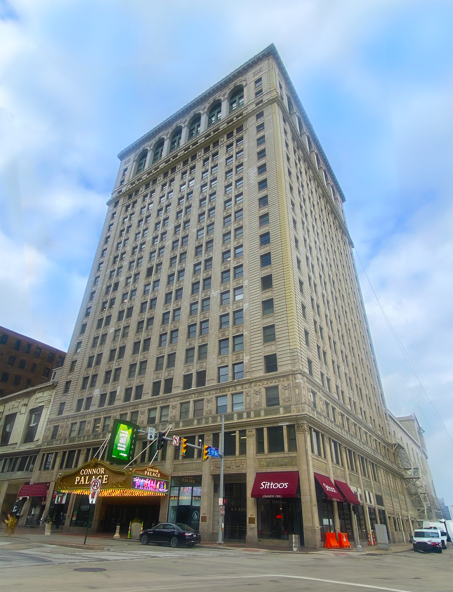 1621 Euclid Ave, Cleveland, OH à louer Photo de l’immeuble– Image 1 sur 12