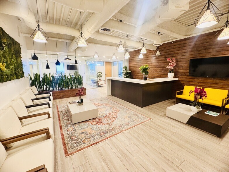 12301 Wilshire Blvd, Los Angeles, CA à louer - Photo intérieure – Image 2 sur 6