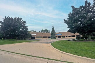 Plus de détails pour 8655-8755 Ronda Dr, Canton, MI - Industriel/Logistique à louer