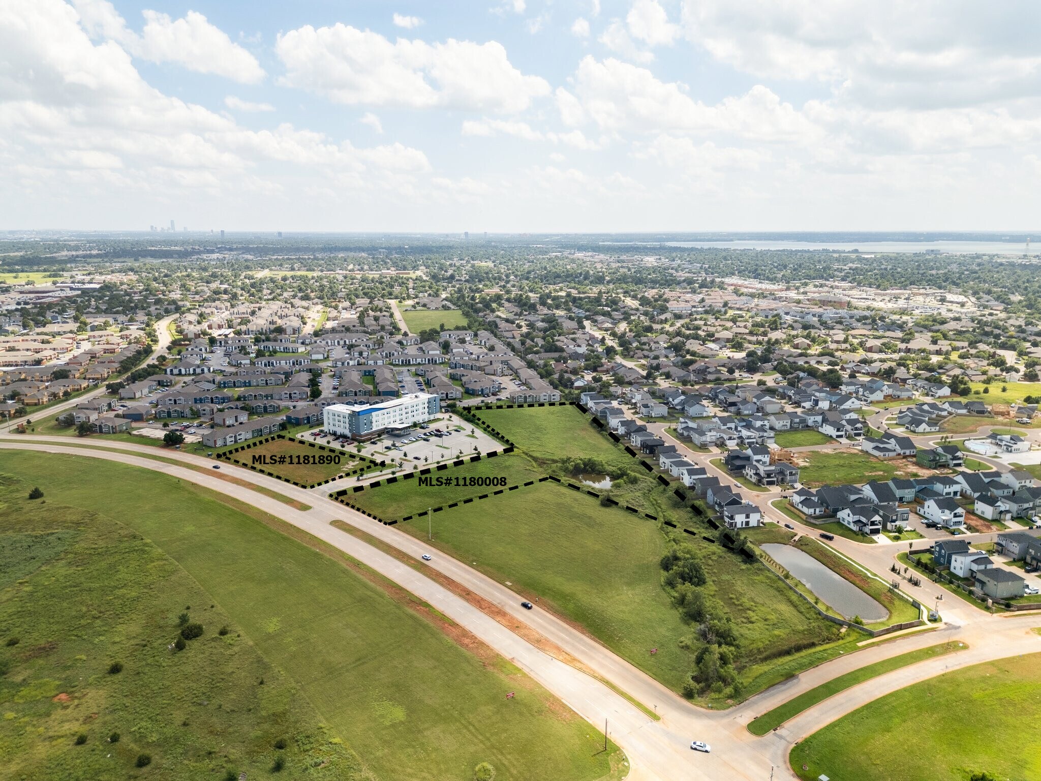 13201 Highland Park blvd, Oklahoma City, OK à vendre Photo principale– Image 1 sur 36