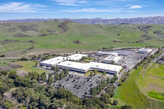 Plus de détails pour 5225 Hellyer Ave, San Jose, CA - Bureau, Local d'activités à louer