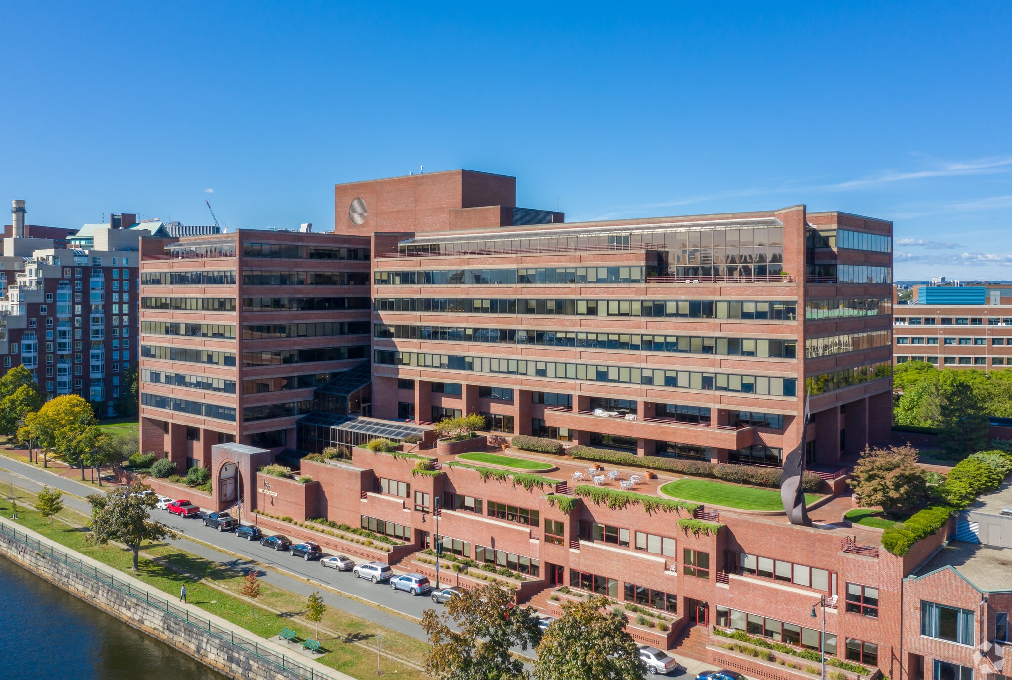 55 Cambridge Pky, Cambridge, MA à louer Photo principale– Image 1 sur 14