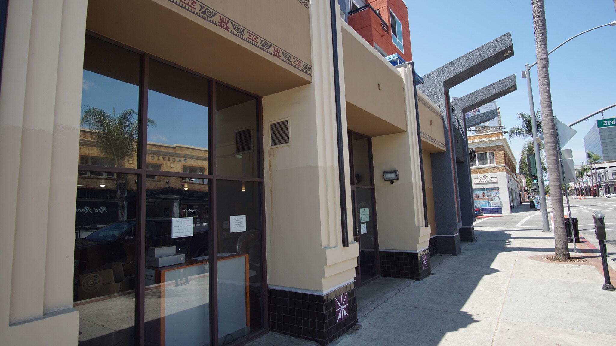 301 W 2nd St, Santa Ana, CA à louer Photo de l’immeuble– Image 1 sur 1