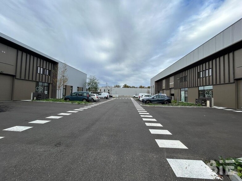 6 Rue Suzanne Bernard, Mérignac à louer - Photo de l’immeuble – Image 1 sur 10