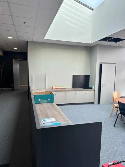 Bureau dans Creutzwald à louer - Photo de l’immeuble – Image 3 sur 5