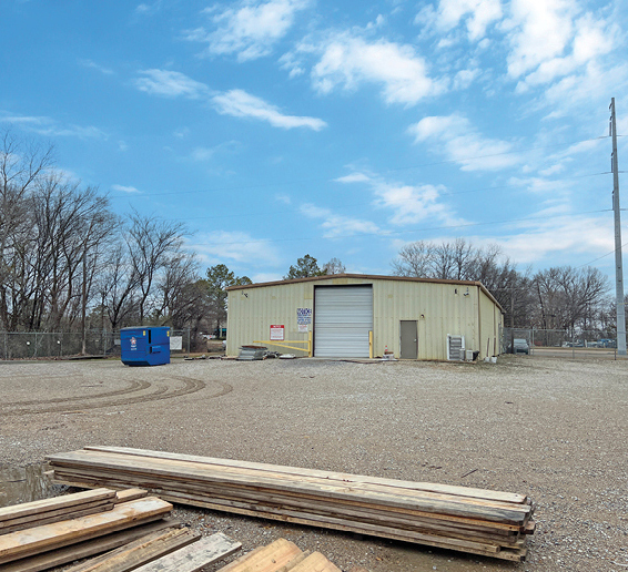 4871 E Shelby Dr, Memphis, TN à louer - Photo de l’immeuble – Image 3 sur 11