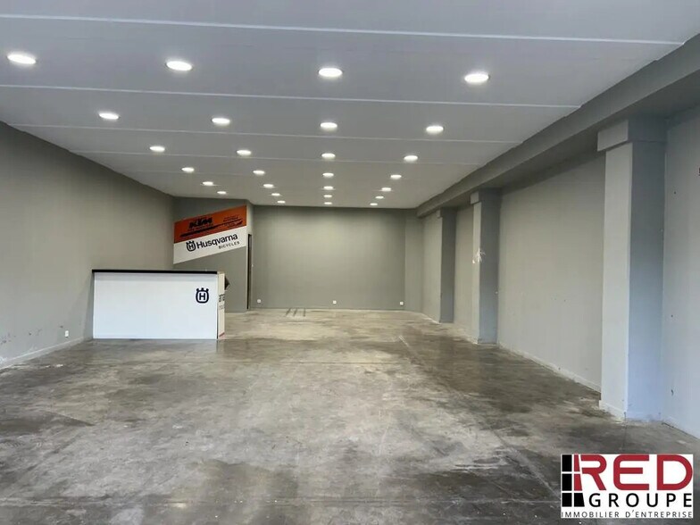 Industriel/Logistique dans Venelles à louer - Photo intérieure – Image 3 sur 3