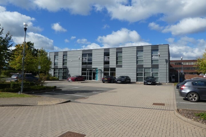 1 The Pavilions, Solihull à louer - Photo de l’immeuble – Image 2 sur 4