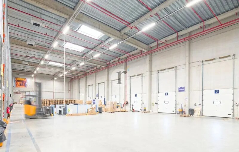 Bureau dans Neuville-en-Ferrain à louer Photo de l’immeuble– Image 1 sur 5