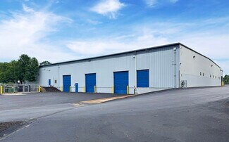 Plus de détails pour 400 Commerce Blvd, Lawrence, PA - Industriel/Logistique à louer