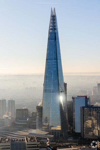 32 London Bridge St, Londres à louer - Photo de l’immeuble – Image 3 sur 11