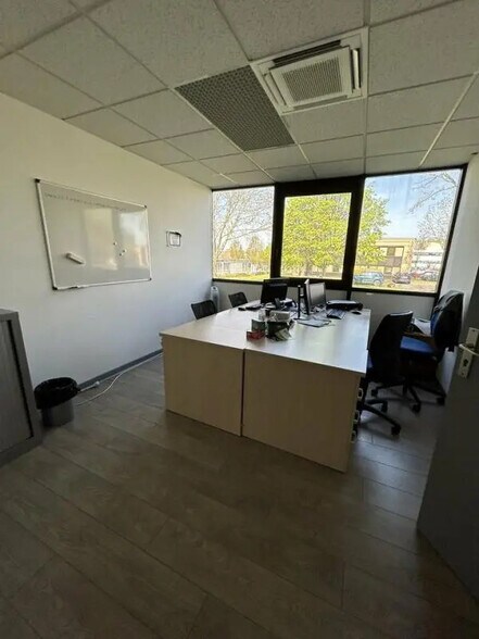 Bureau dans Metz à louer - Photo de l’immeuble – Image 3 sur 10