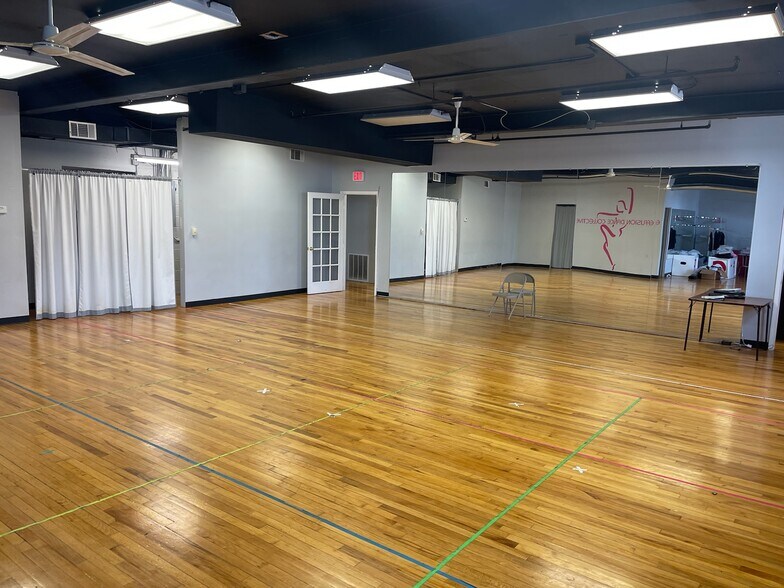 10 Squirrelwood Rd, Woodland Park, NJ à louer - Photo intérieure – Image 3 sur 14