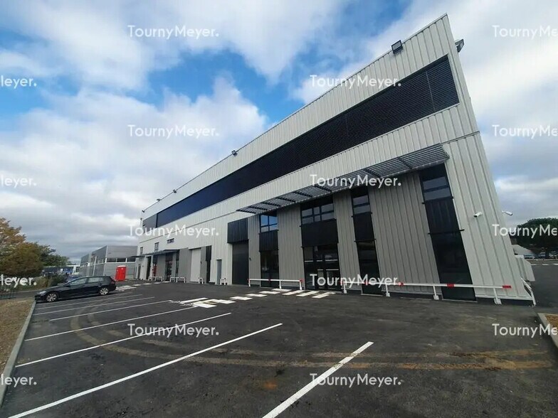 Industriel/Logistique dans Lormont à louer - Photo de l’immeuble – Image 1 sur 7