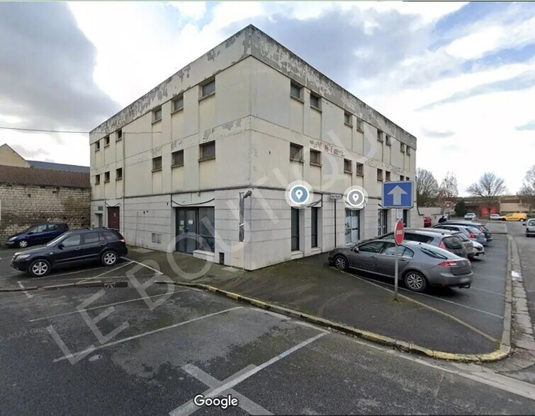 Local commercial dans Creil à vendre - Photo de l’immeuble – Image 3 sur 6