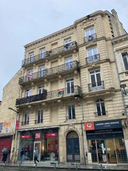 Bureau dans Bordeaux à vendre - Photo de l’immeuble – Image 1 sur 19