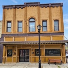 102 S Main St, Kirklin, IN à louer Photo intérieure– Image 1 sur 23