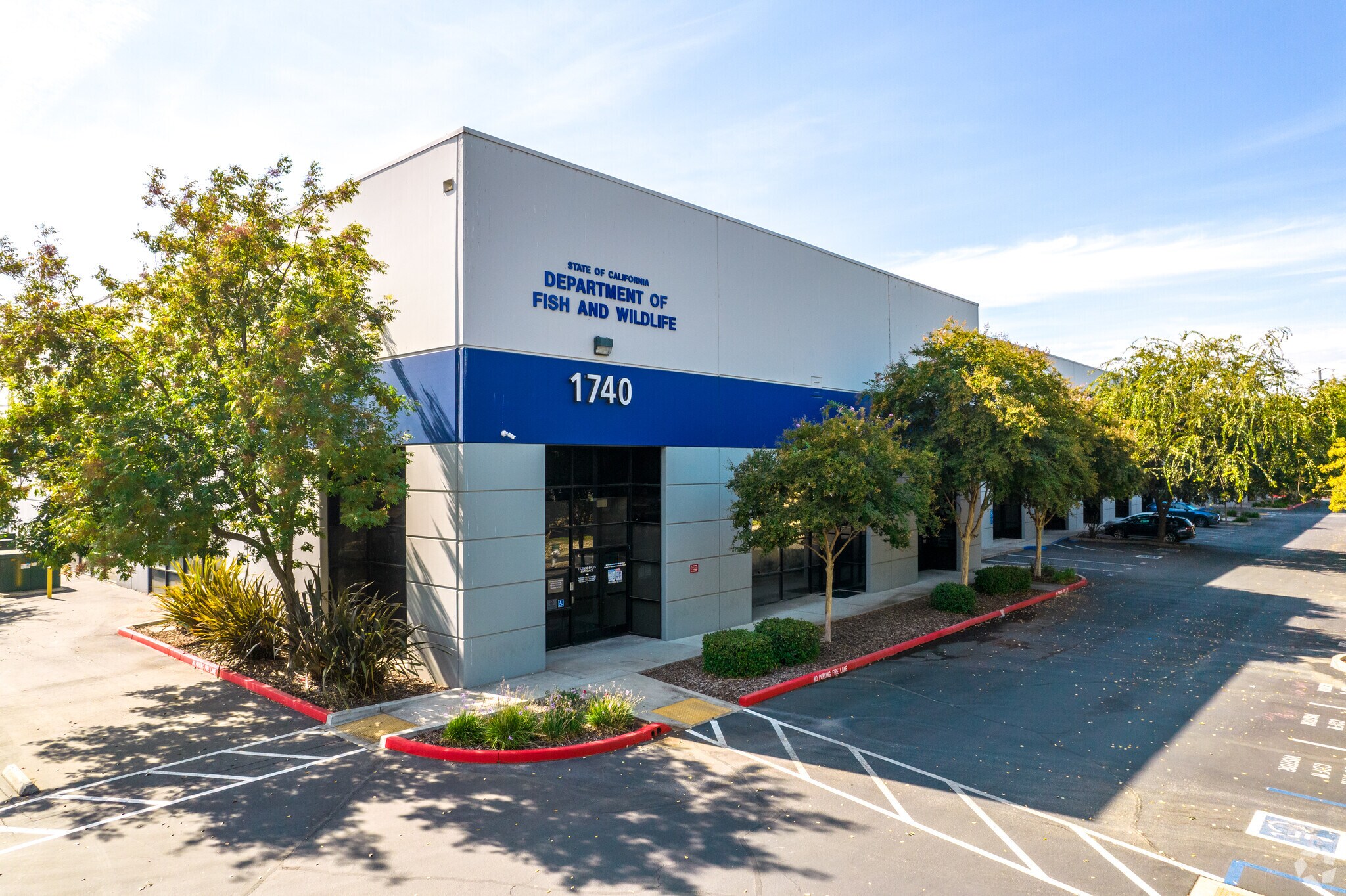 1740-1790 N Market Blvd, Sacramento, CA à louer Photo principale– Image 1 sur 10