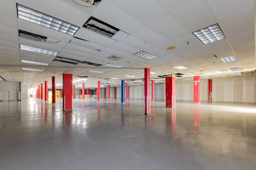 2700 Miamisburg Centerville Rd, Dayton, OH à louer - Photo de l’immeuble – Image 3 sur 17