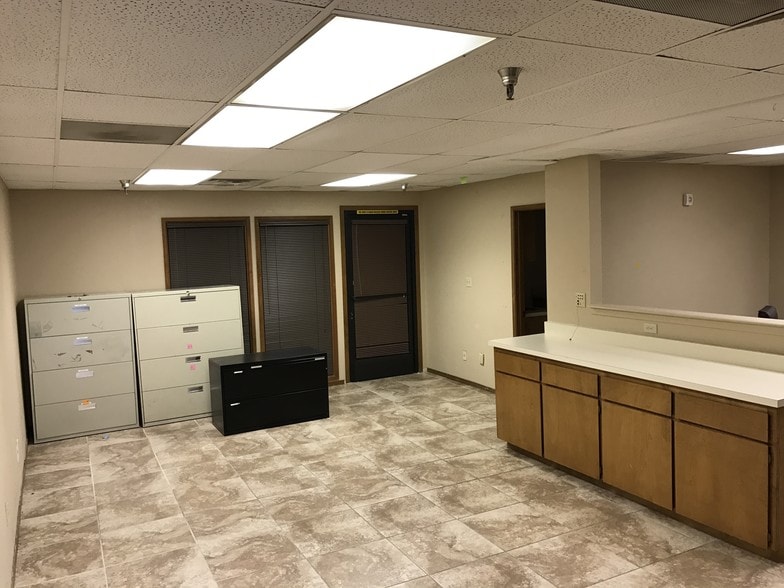 5756 N Marks Ave, Fresno, CA à vendre - Photo intérieure – Image 2 sur 36