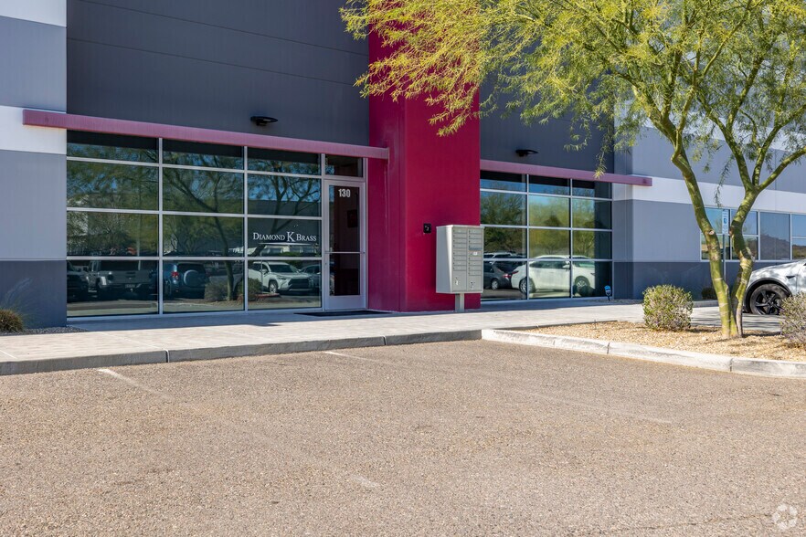 21500 N 8th Way, Phoenix, AZ à louer - Photo de l’immeuble – Image 3 sur 4