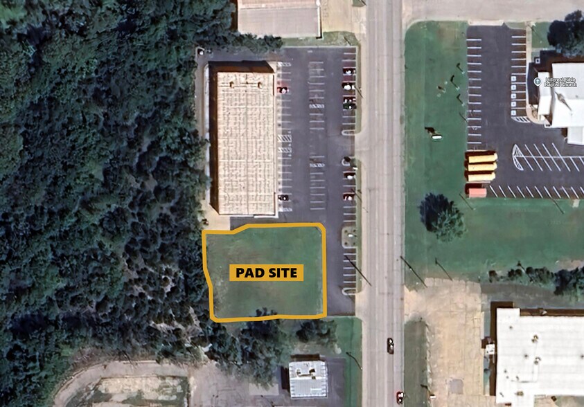 2401 Summit St, Arkansas City, KS à vendre - Photo de l’immeuble – Image 1 sur 3