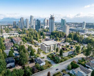 Plus de détails pour 10034 132A St, Surrey, BC - Terrain à vendre