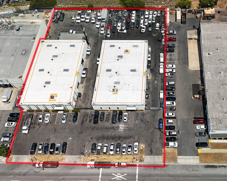 2059, 2107, 2121 E. Del Amo Blvd portefeuille de 3 biens à vendre sur LoopNet.fr - Photo de l’immeuble – Image 2 sur 2