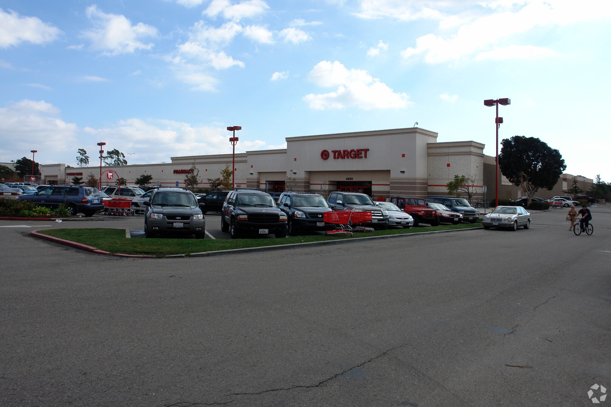 4200 E Main St, Ventura, CA à louer Photo principale– Image 1 sur 4