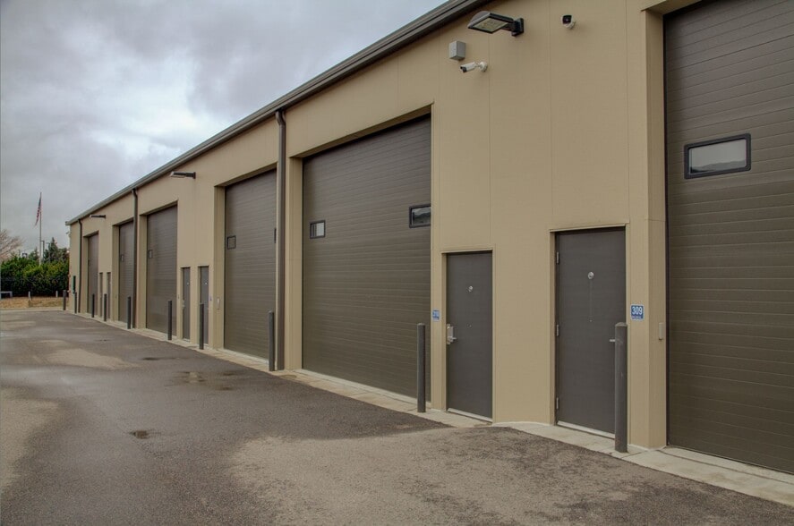 2364 Industrial Ln, Broomfield, CO à vendre - Photo de l’immeuble – Image 1 sur 10