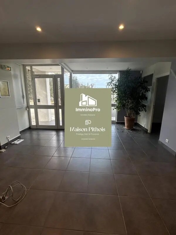 Local d'activités dans Sanary-sur-Mer à vendre Photo intérieure– Image 1 sur 12