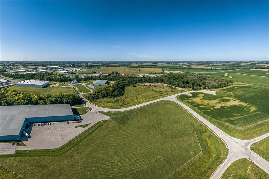 5917 Corporate Dr, Saint Joseph, MO à vendre - Aérien – Image 3 sur 29