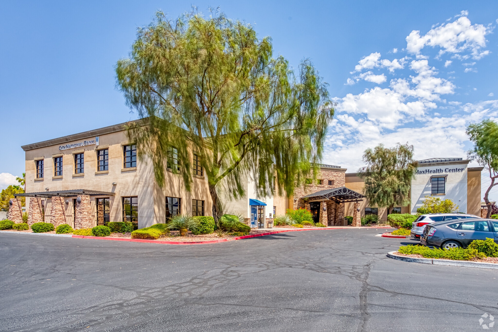 8475 S Eastern Ave, Las Vegas, NV à louer Photo principale– Image 1 sur 8