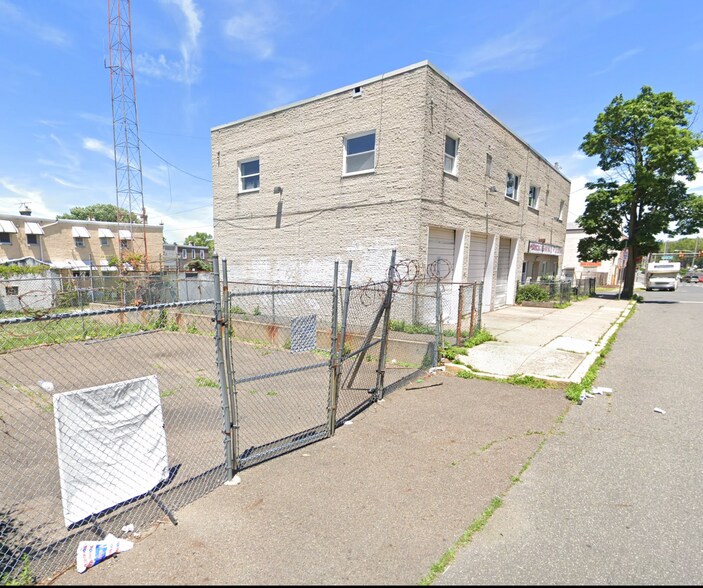 100-102 W Gale St + 101 W Clarkson +5500 portefeuille de 3 biens à vendre sur LoopNet.fr - Photo de l’immeuble – Image 3 sur 5