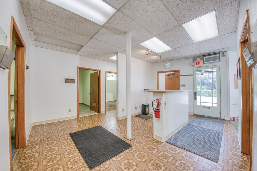 5614 Verona Rd, Verona, PA à vendre - Photo intérieure – Image 3 sur 21