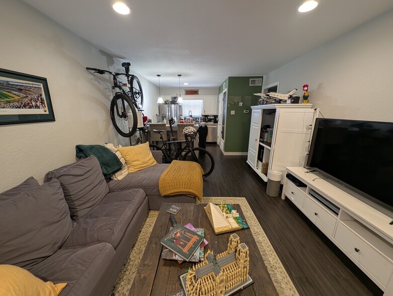1368 S 12th St, Waco, TX à vendre - Photo de l’immeuble – Image 2 sur 5
